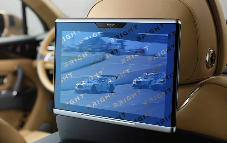 bentley-bentayga-2016-2020-11-4-zadnii-monitor