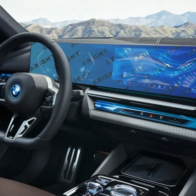 bmw-5-2023-30-1-panel-pryladiv