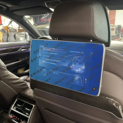 bmw-7-2019-2022-13-1-zadnii-monitor