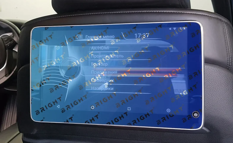 bmw-x5-2023-13-1-zadniy-monitor