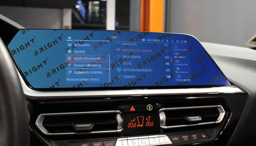 bmw-z4-2018-17-7-multymedia