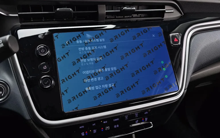 chevrolet-bolt-2022-2023-11-7-multymedia