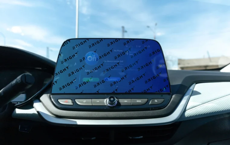 chevrolet-menlo-2019-13-3-multymedia