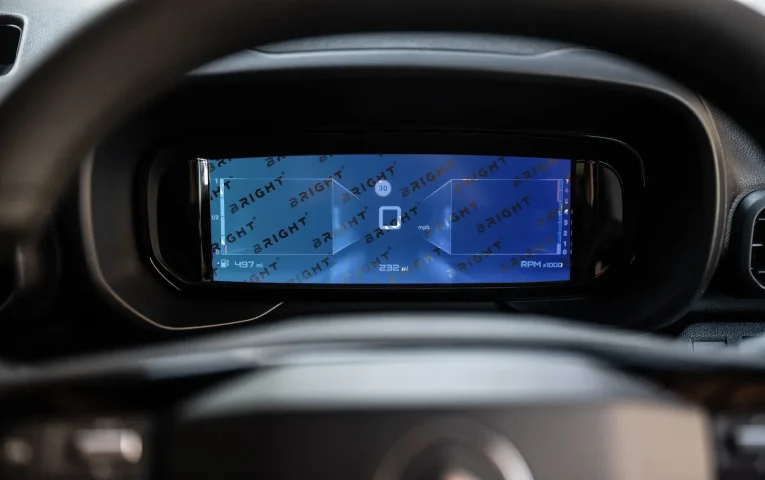 citroen-berlingo-2024-9-8-panel-pryladiv