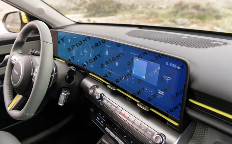 hyundai-kona-2024-27-2-panel-pryladiv