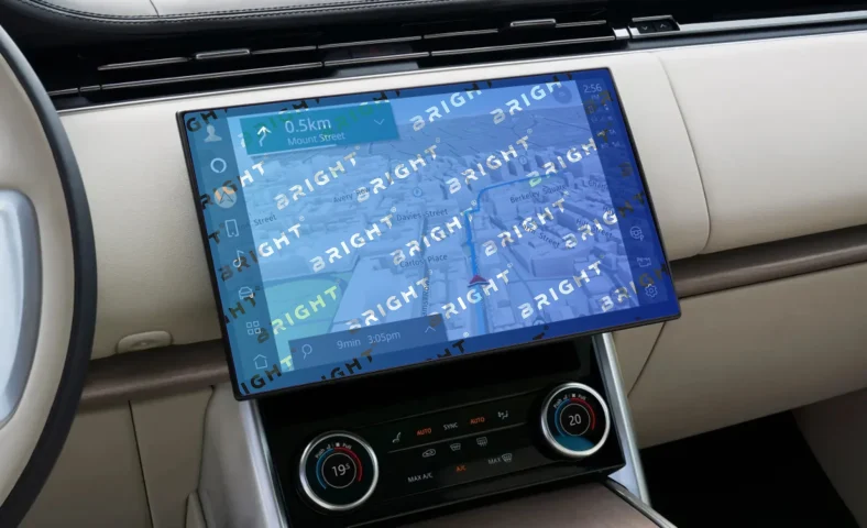 land-rover-range-rover-2022-13-7-multymedia