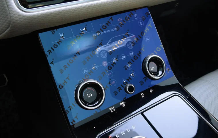 land-rover-range-rover-velar-2020-2023-11-9-klimat-kontrol