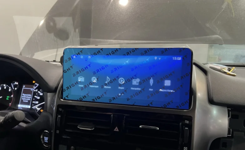 lexus-gx-2022-2023-11-9-multymedia