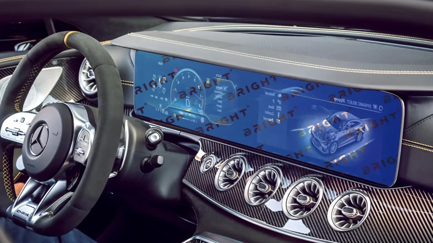 mercedes-benz-amg-gt-4-doors-2018-28-5-panel-pryladiv