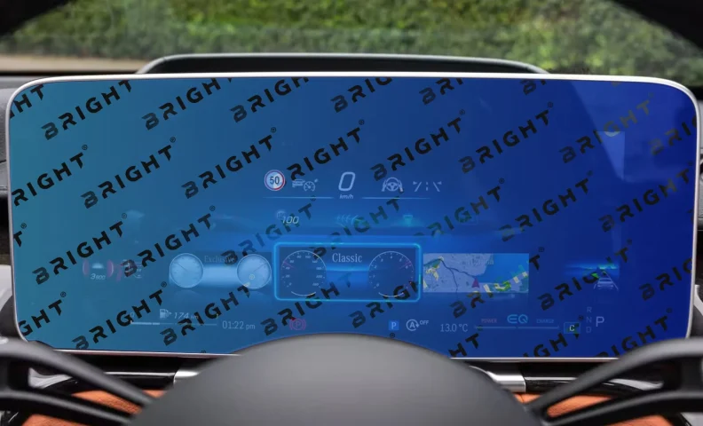 mercedes-benz-s-class-2020-15-4-panel-pryladiv
