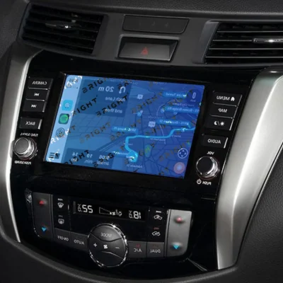 nissan-navara-2014-6-8-multymedia