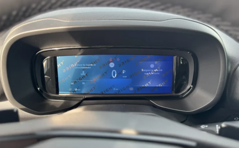 opel-combo-2024-9-8-panel-pryladiv