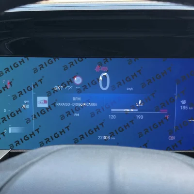 opel-mokka-2025-11-panel-pryladiv