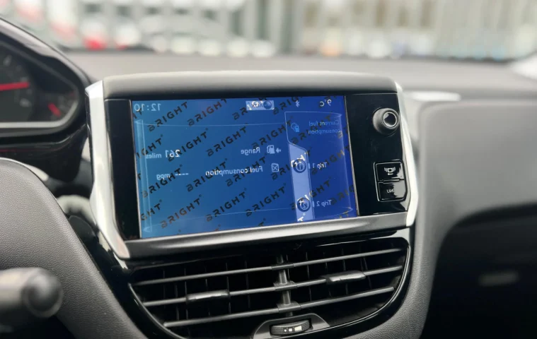 peugeot-208-2017-2019-6-9-multymedia