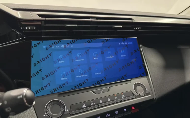 peugeot-308-2021-12-2-multymedia