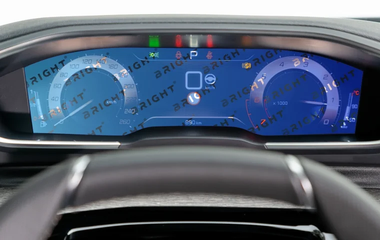 peugeot-508-2018-11-7-panel-pryladiv