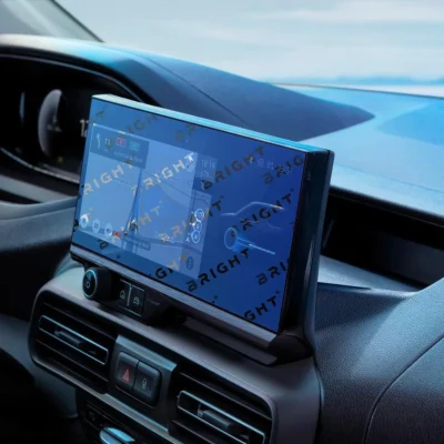peugeot-partner-2024-11-1-multymedia