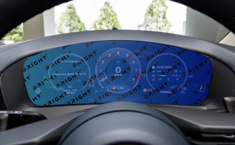 porsche-panamera-2024-15-2-panel-pryladiv