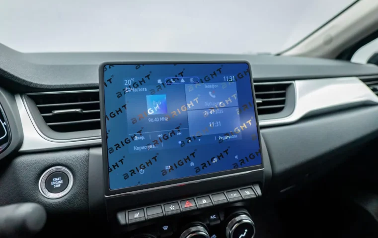 renault-captur-2020-9-6-multymedia