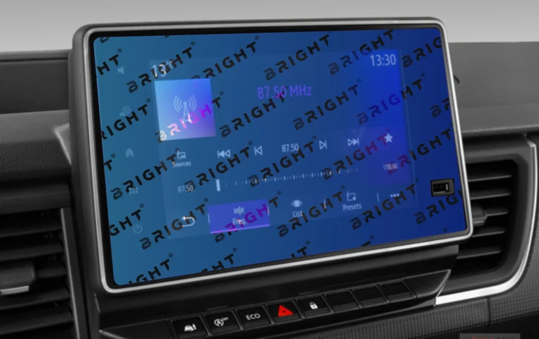 renault-trafic-2020-11-3-multymedia