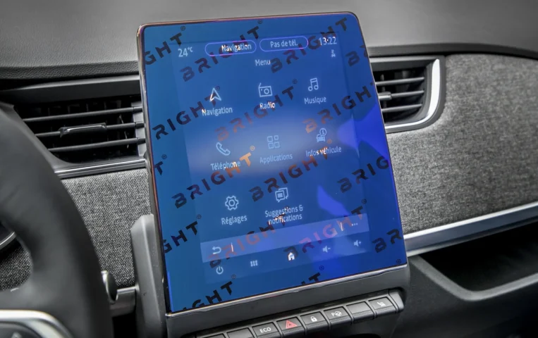 renault-zoe-2019-2024-11-6-multymedia