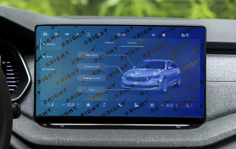skoda-octavia-2024-14-multymedia