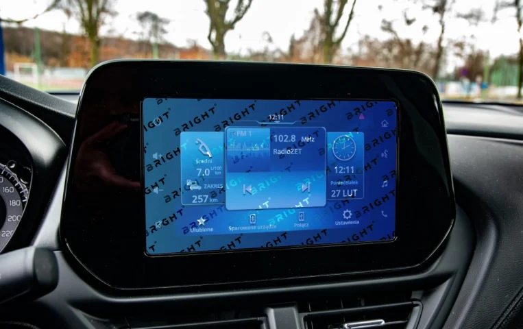 suzuki-s-cross-2022-8-7-multymedia