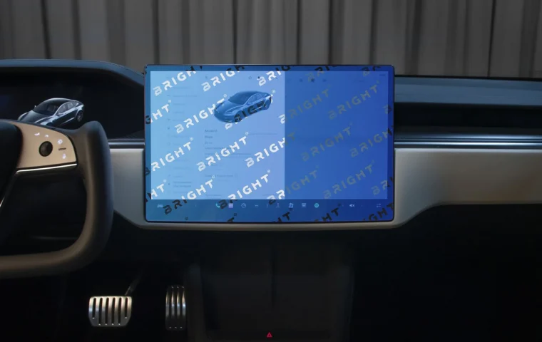 tesla-model-s-2021-17-8-multymedia