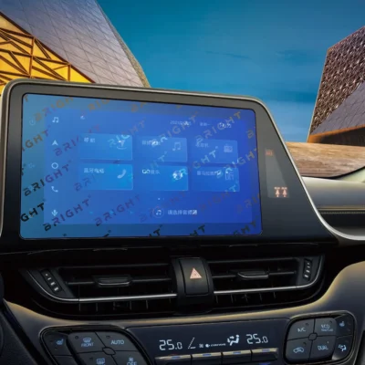 toyota-izoa-2018-10-4-multymedia