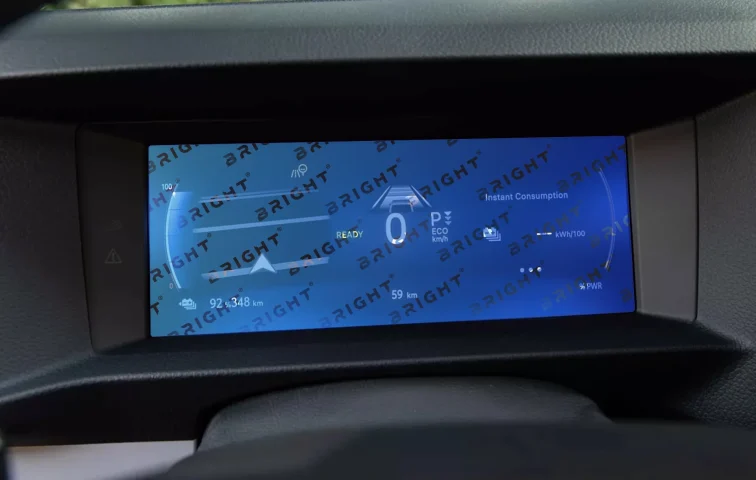toyota-proace-2024-10-2-panel-pryladiv