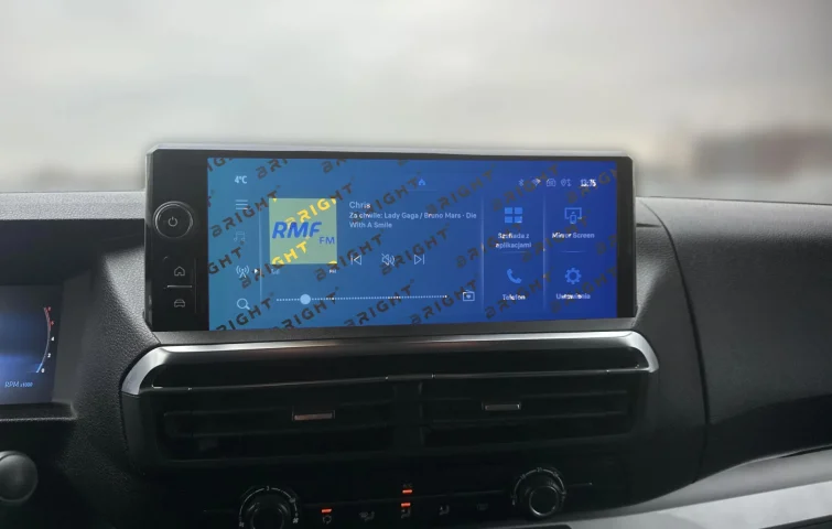 toyota-proace-2024-11-multymedia