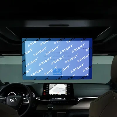 toyota-sienna-2020-12-5-zadnii-monitor