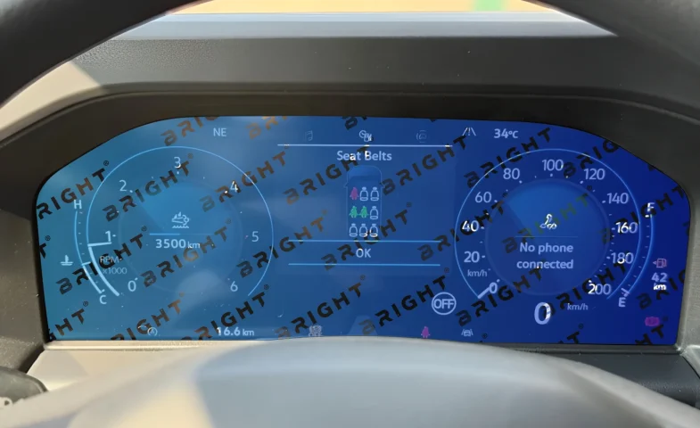 volkswagen-caravelle-2025-12-3-panel-pryladiv