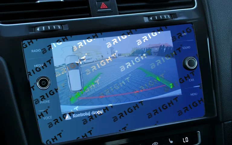 volkswagen-golf-2017-2020-10-9-multymedia-v2