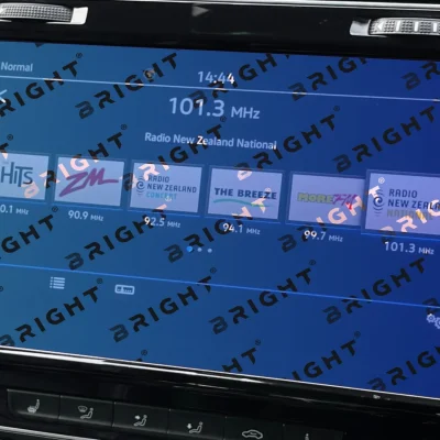 volkswagen-golf-2017-2020-11-4-multymedia-v1