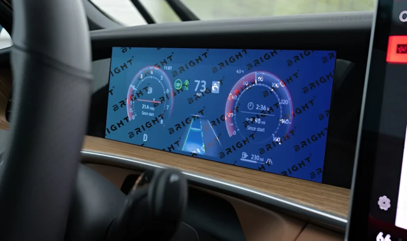 volkswagen-tiguan-2024-13-panel-pryladiv