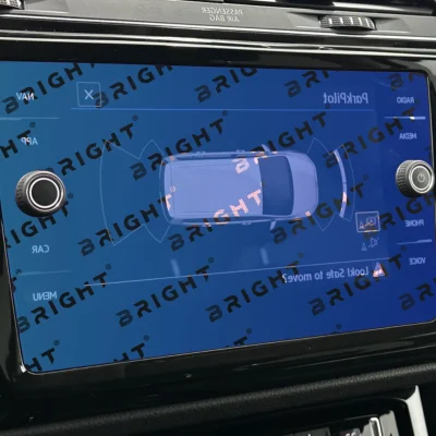 volkswagen-touran-2017-10-9-multymedia