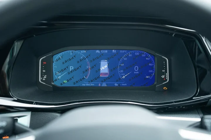 volkswagen-transporter-2021-2024-9-9-panel-pryladiv